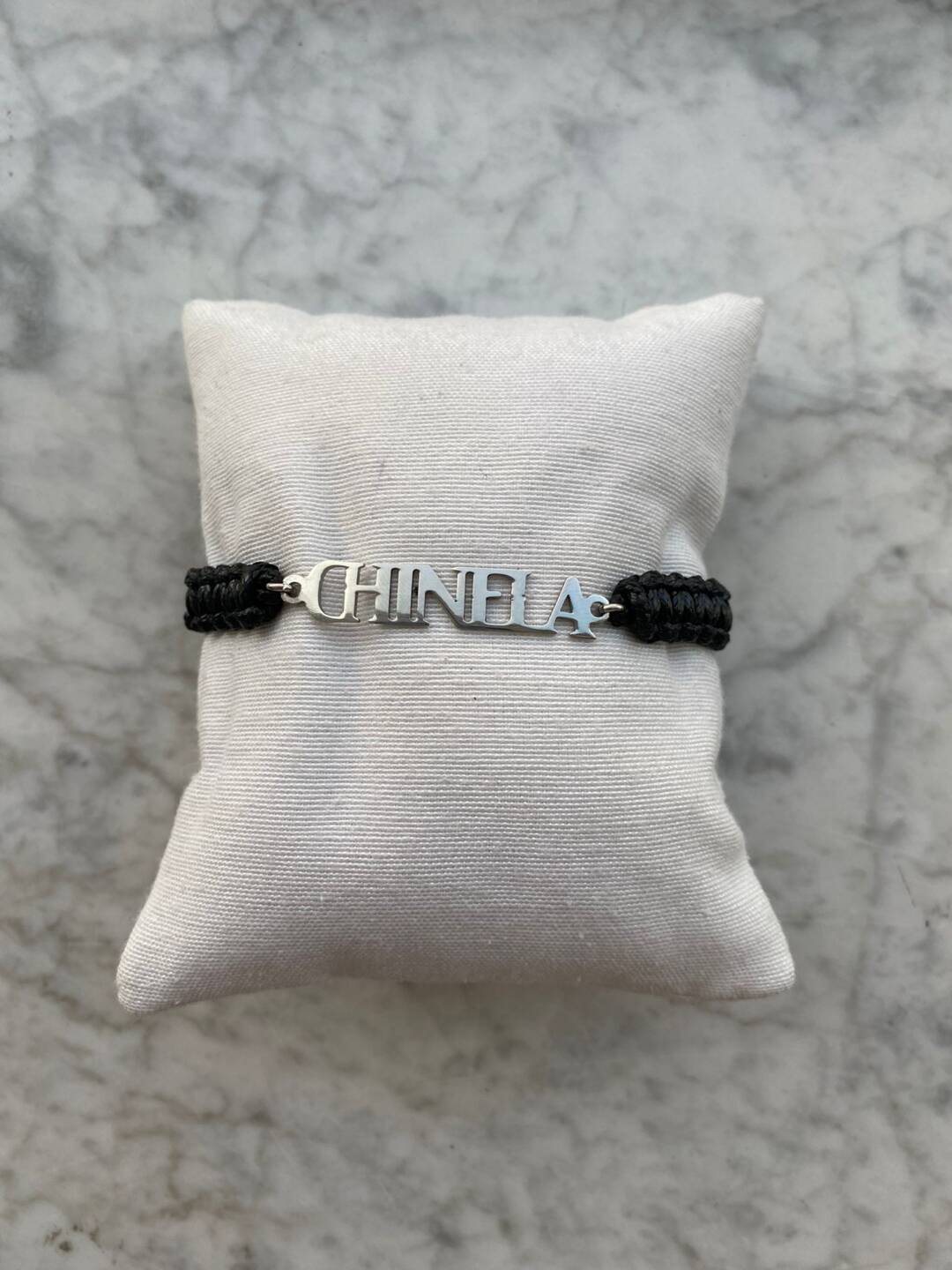 Pulsera Personalizada Nombre con cordón ancho